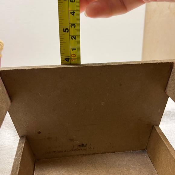 Apple Orchard home decor wooden boxes with Rope handles 7 x 6 x 4 inches, EUC - Picture 8 of 10